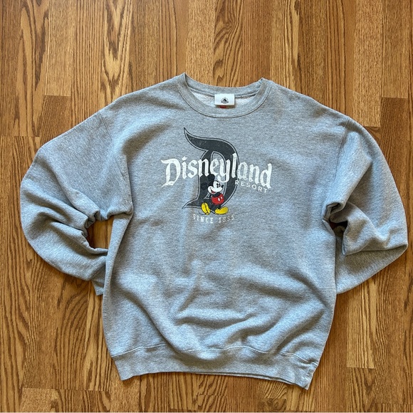 Disneyland Resort Tops - Disneyland resort crewneck sweatshirt